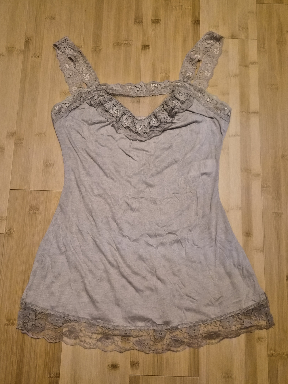 ​Vintage Candie’s Lace Trim Cami Top Medium Y2K Coquette Taupe Grey Tank